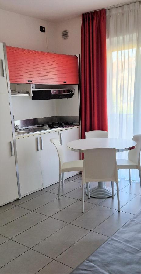 Apartamento Residenza XX Settembre Maslianico Exterior foto